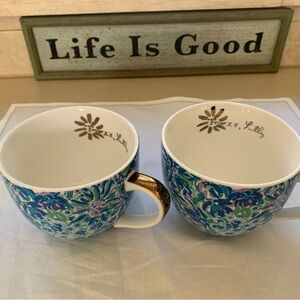 LILLY PULITZER  (2) Twelve ounce ceramic mugs with gold handles  VVGUC++